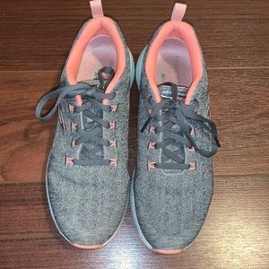 Sketchers Air Cooled Arch-Fit Tennis Shoes